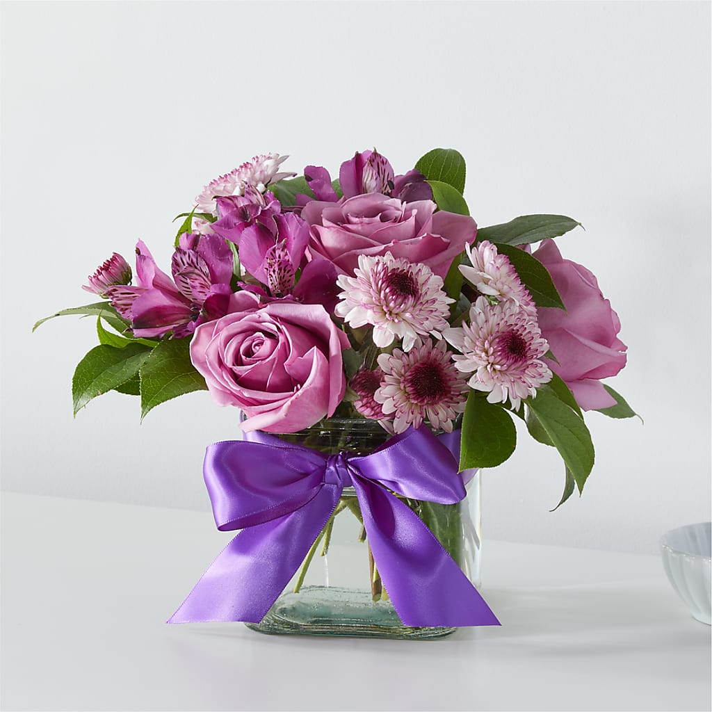 Sugarplum Bouquet – SINK'S FLOWER SHOP & GREENHOUSE, Findlay OH