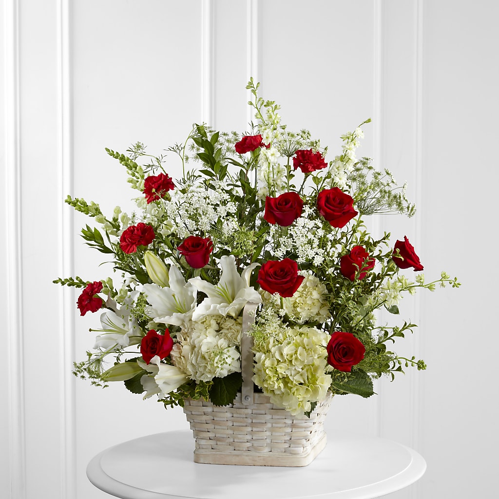 In Loving Memory Arrangement – SINK'S FLOWER SHOP & GREENHOUSE, Findlay OH