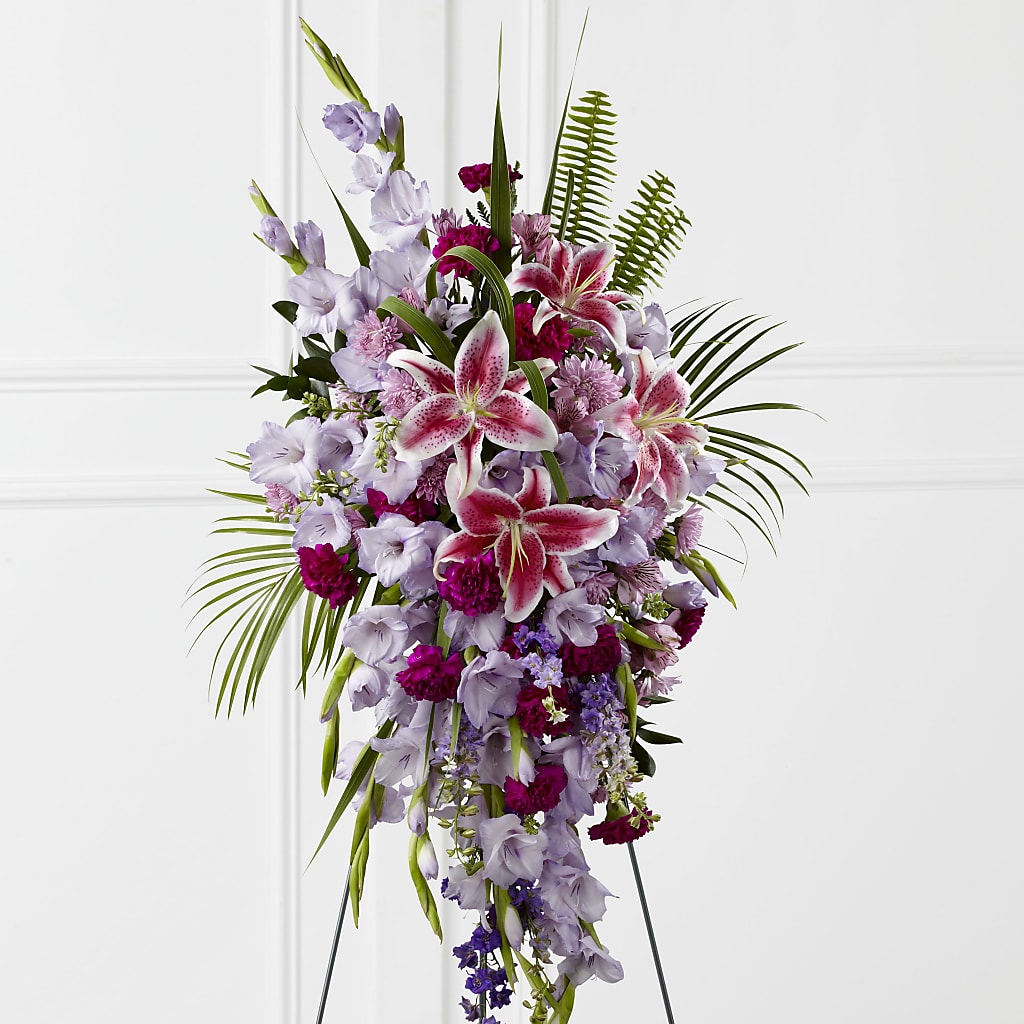 Tender Touch Standing Spray – SINK'S FLOWER SHOP & GREENHOUSE, Findlay OH