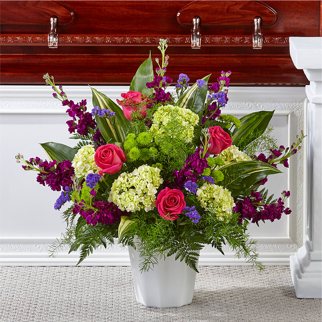 Beautiful Horizons Floor Basket – SINK'S FLOWER SHOP & GREENHOUSE, Findlay OH