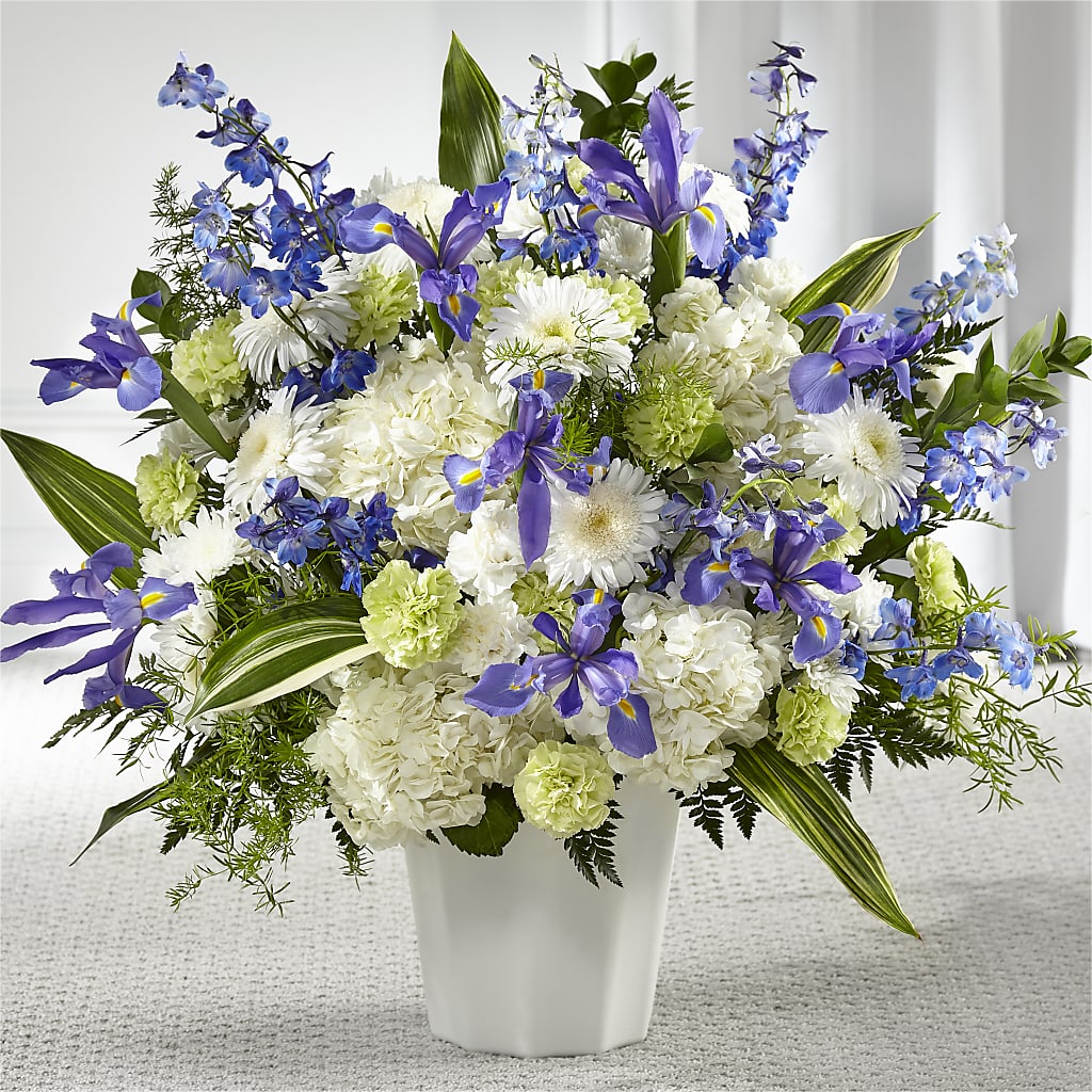 Soft Serenity Floor Basket – SINK'S FLOWER SHOP & GREENHOUSE, Findlay OH