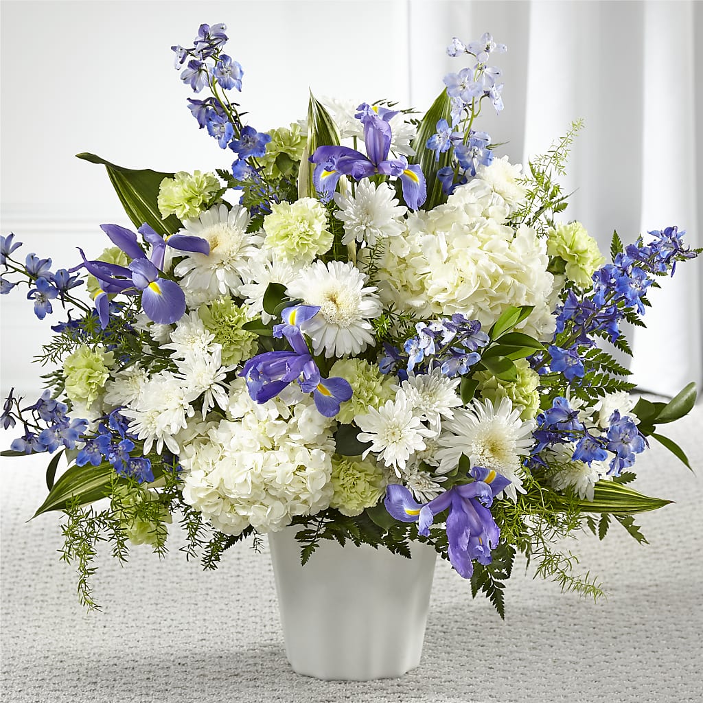 Soft Serenity Floor Basket – SINK'S FLOWER SHOP & GREENHOUSE, Findlay OH