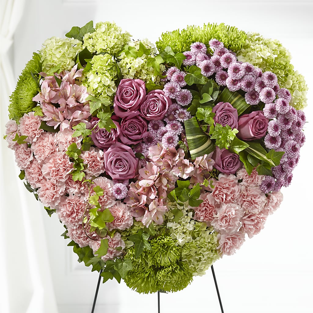 Heartwarming Standing Heart – SINK'S FLOWER SHOP & GREENHOUSE, Findlay OH