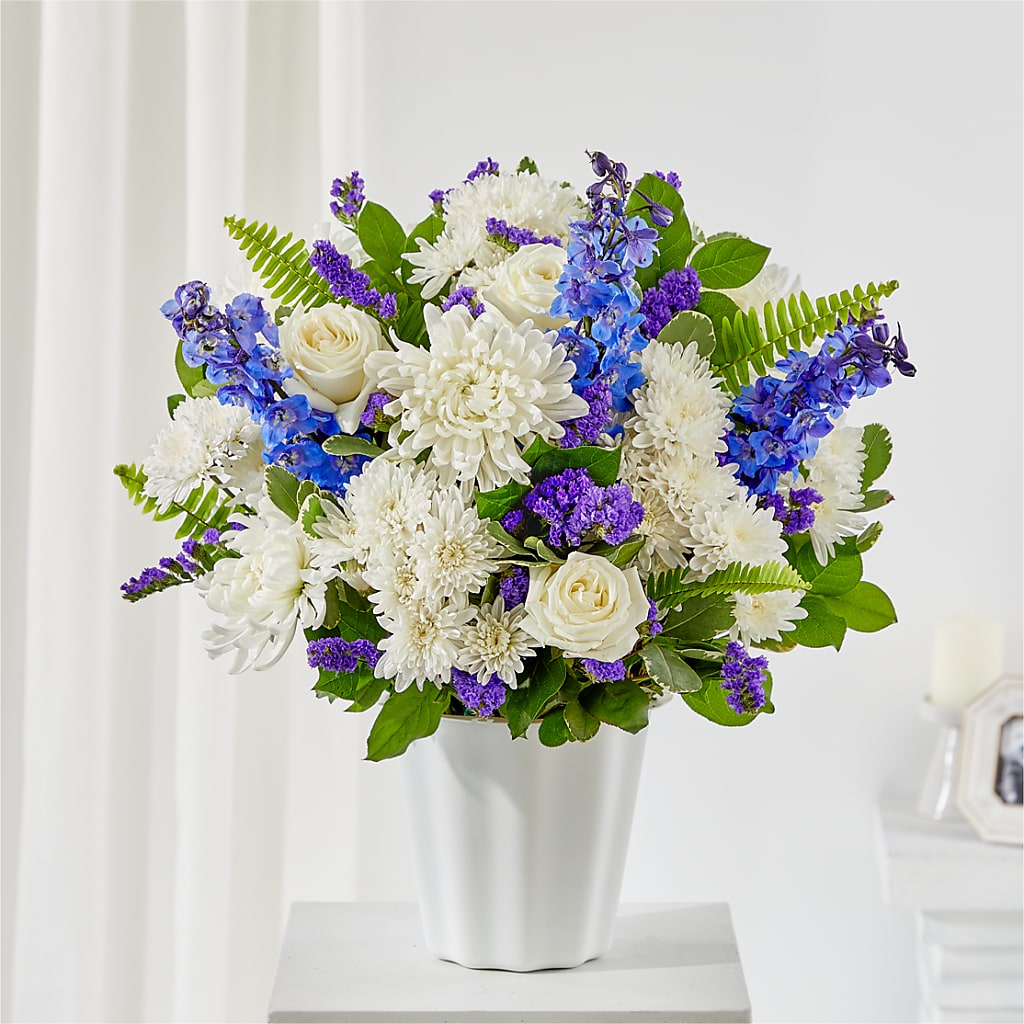 Hold Dear Tabletop Basket – SINK'S FLOWER SHOP & GREENHOUSE, Findlay OH