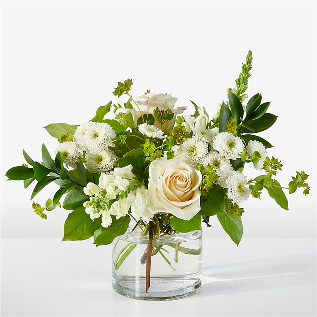 Hint of Vanilla Bouquet – SINK'S FLOWER SHOP & GREENHOUSE, Findlay OH