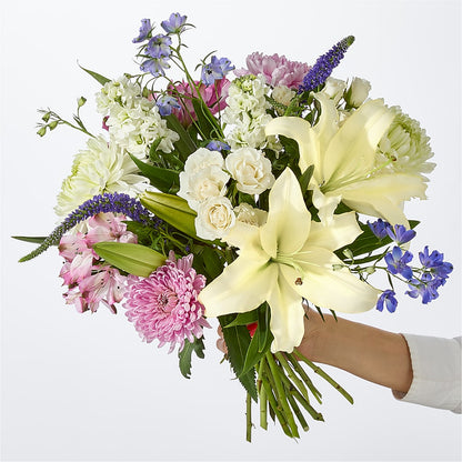 Winter Celebration Bouquet – SINK'S FLOWER SHOP & GREENHOUSE, Findlay OH