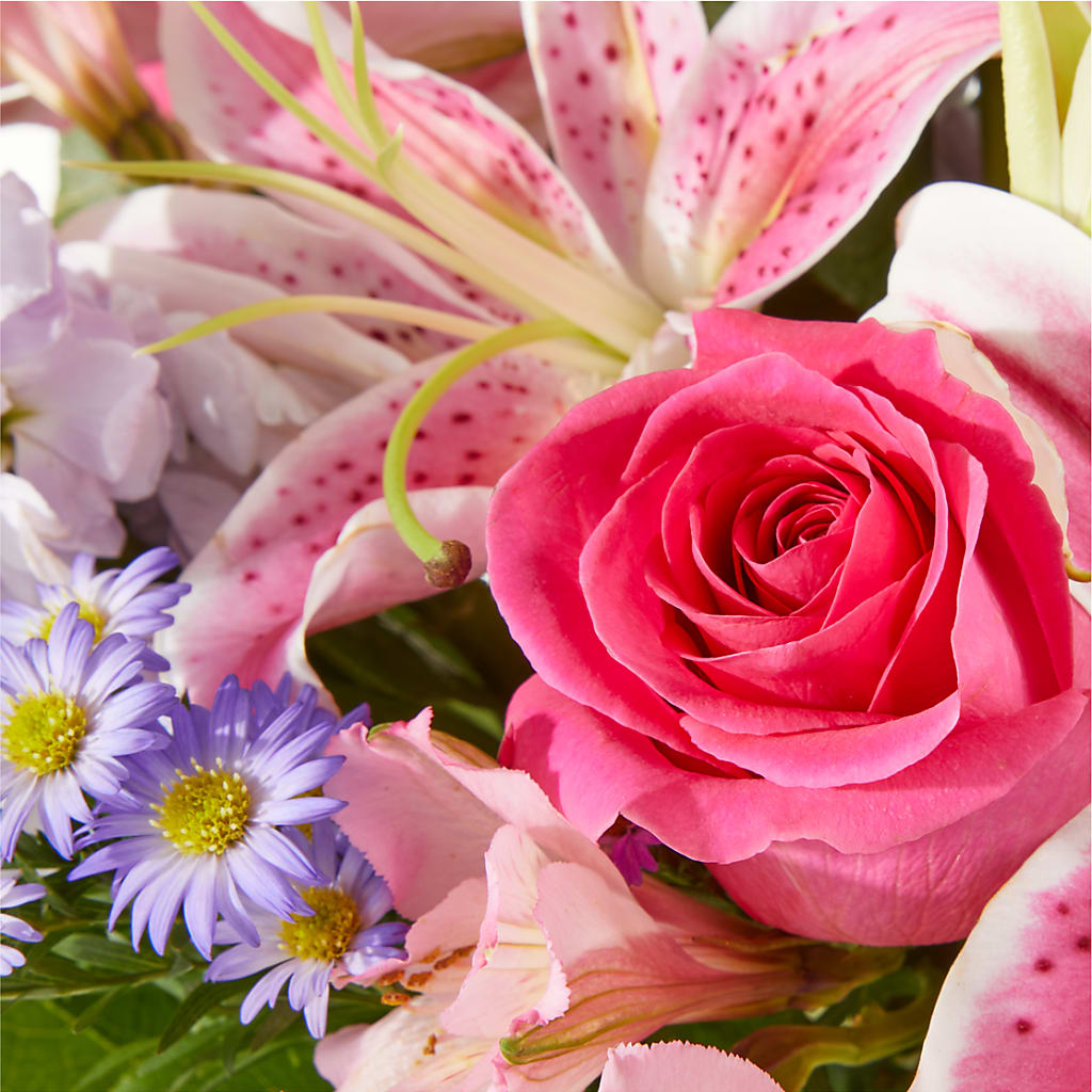 Pressing Petals Bouquet – SINK'S FLOWER SHOP & GREENHOUSE, Findlay OH