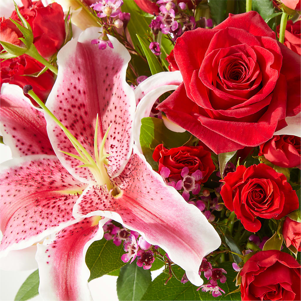 Match Made in Heaven Bouquet – SINK'S FLOWER SHOP & GREENHOUSE, Findlay OH